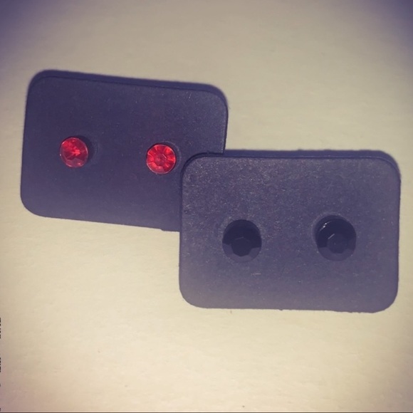 New Handmade Red & Black Crystal Sterling Silver Stud Earrings (2 Pairs) - Picture 7 of 11